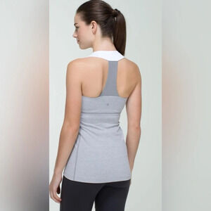 Lululemon Scoop Neck Tank Heathered Medium Grey / White / Ambient Grey Size  6